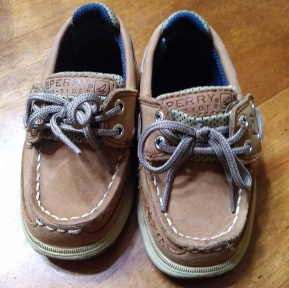 Toddlers size 7 sperrys